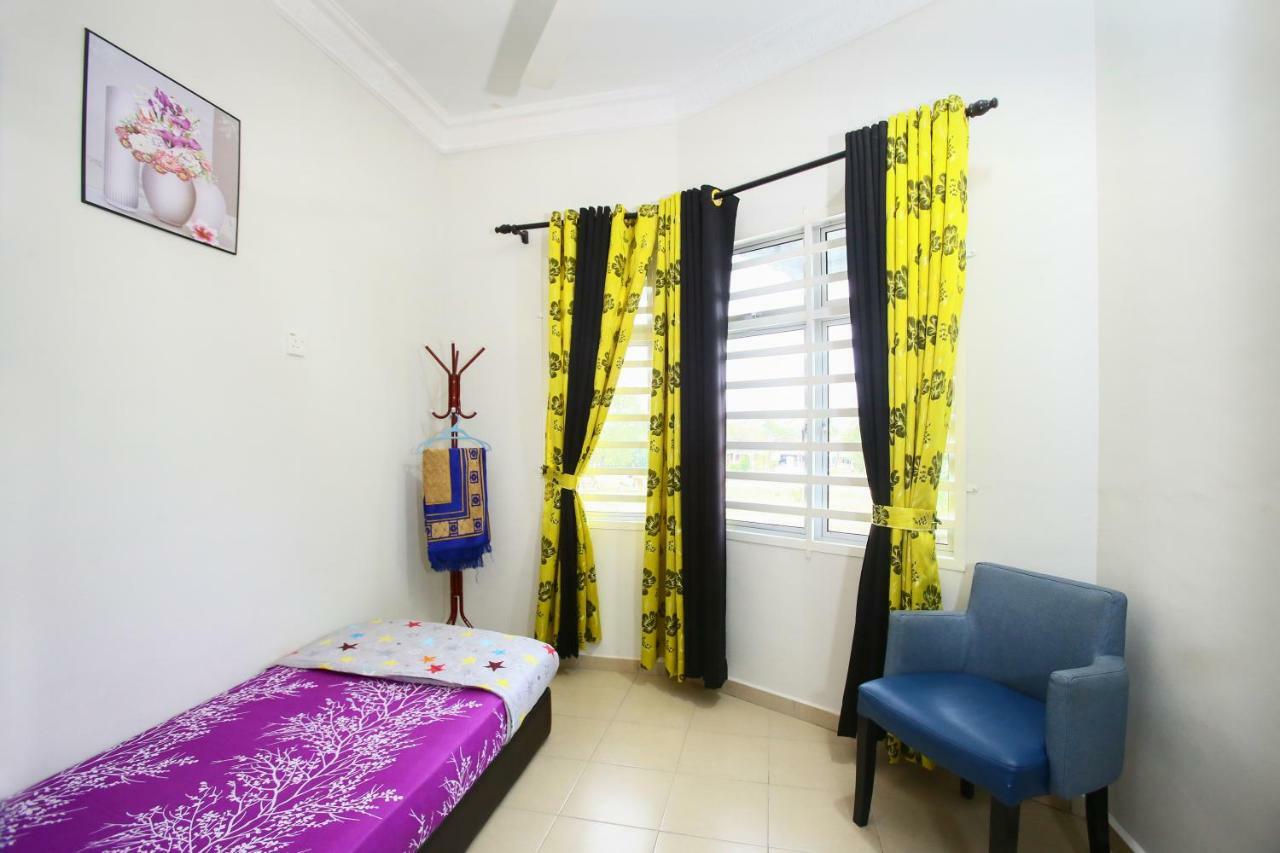 Homestay Honey Σουνγκάϊ Πετάνι Εξωτερικό φωτογραφία