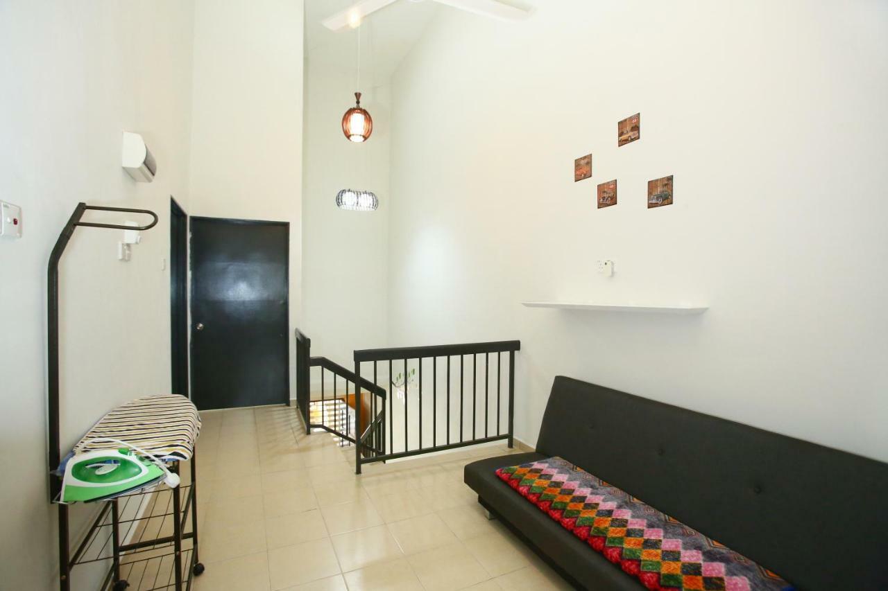 Homestay Honey Σουνγκάϊ Πετάνι Εξωτερικό φωτογραφία