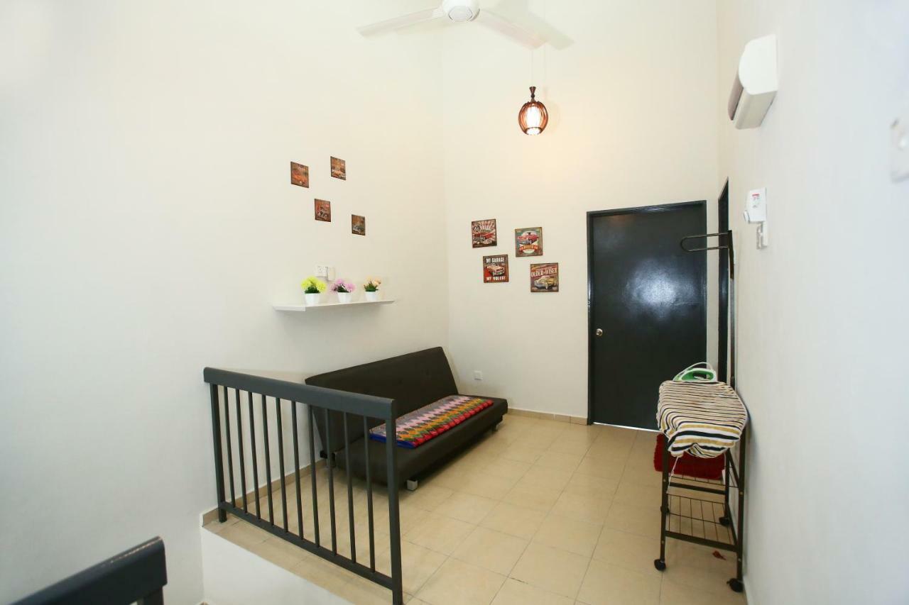 Homestay Honey Σουνγκάϊ Πετάνι Εξωτερικό φωτογραφία